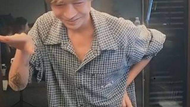 “够你吹一阵子了”