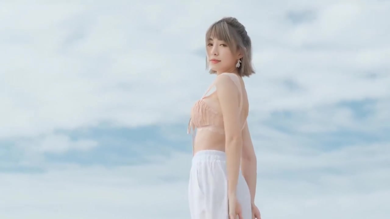 海边美女