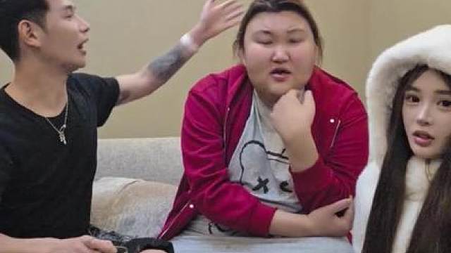 “看来是没喝多！！”