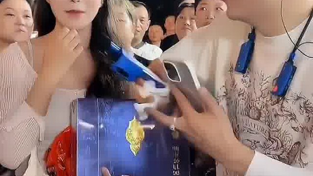 什么东西越吃越大？