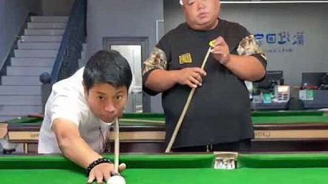 台球搞笑对决