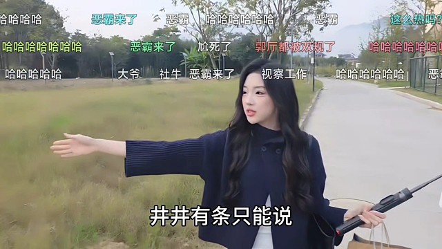 志龙碰见壮壮出场！壮壮在志龙面前，也不忘做节目有模有样的