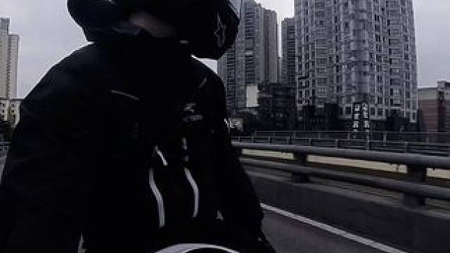 这样你都不喜欢 那你没救了
#反差#变装#爆改