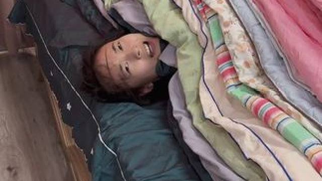 外面那么冷！我才不出去！