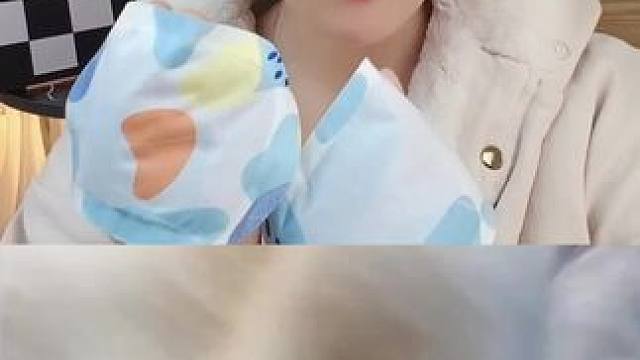 脚暖和了全身都跟着暖和了!爱人如养花!马上过年了提前给怕冷的女朋友多备上几盒! #元气达人 #足贴 