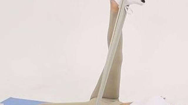 零基础学瑜伽：瑜伽弹力带训练（二） 瑜伽弹力带训练（二）
喜欢的小伙伴点赞收藏吧。
ps：本视频来自