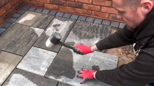 英国房屋庭院建设。 #施工工艺 #工艺制作 #砌墙 #制作过程 #结实耐用