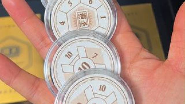 掼圣掼蛋双层大礼盒，一套很齐全，送礼会客有排面！ #掼蛋怎么玩 #掼蛋扑克 #掼蛋专用扑克 #掼蛋桌