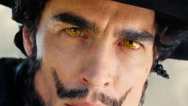来自世界第一剑豪鹰眼的压迫感！《海贼王真人版》#我的观影报告 #上soul遇见有趣灵魂