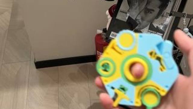 被这个六合一解压玩具硬控了一整天~ #解压玩具 #玩个很新的东西