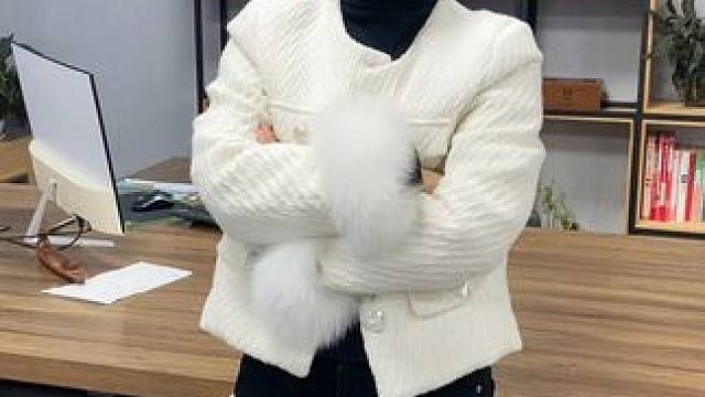 以后这种情况可要抢着买单#美女老板 #剧情 #郑大漂亮