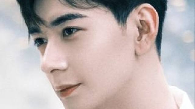 先婚后爱+欢喜冤家， 东宫怎么不能算个小甜剧呢？#陈星旭 #彭小苒 #东宫 二创激励计划