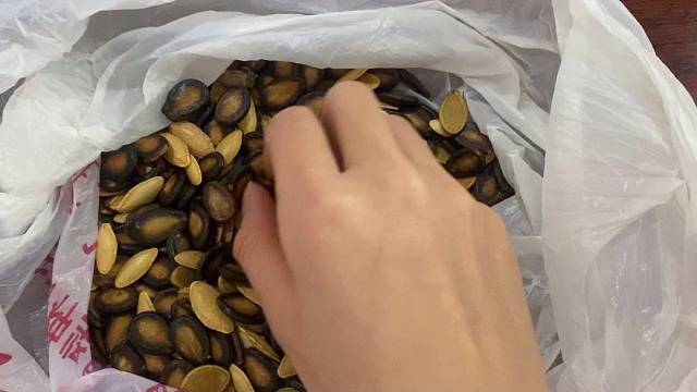 快过年了，你还在手抖吗，是这种情况评论区可留言