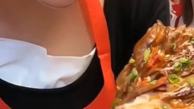 #做菜我是认真的努力做好每一道菜 #吃货的世界唯有美食不可辜负 #深夜放毒系列之让你饿的睡不着