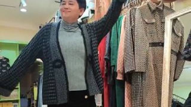 #穿出自信穿出美丽 随意#跟着节奏嗨起来