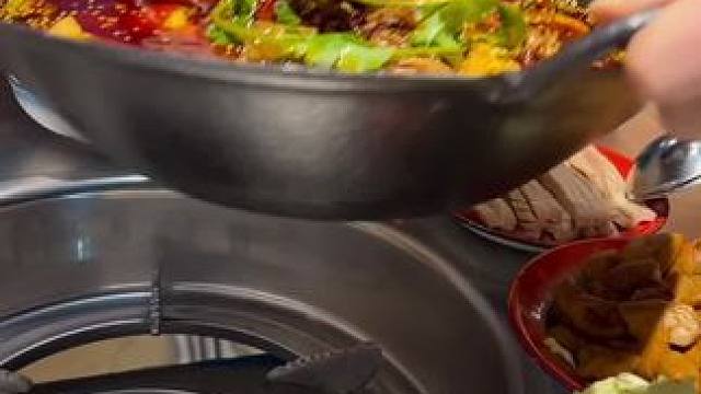 #艾特你的饭搭子请你吃 美食推荐官 #成都美食 #冬天怎么少得了火锅 #四川人对火锅的执念有多