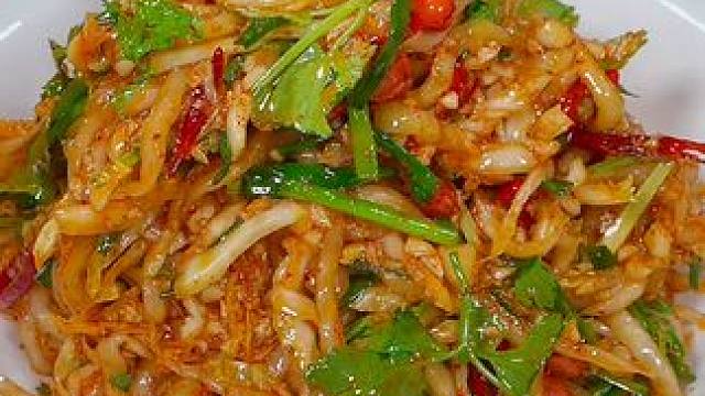 给大家分享用娃娃菜做凉菜的方法，赶紧做起来试试吧#学会快去试试吧 #美食教程 #懒人美食教学 #凉拌