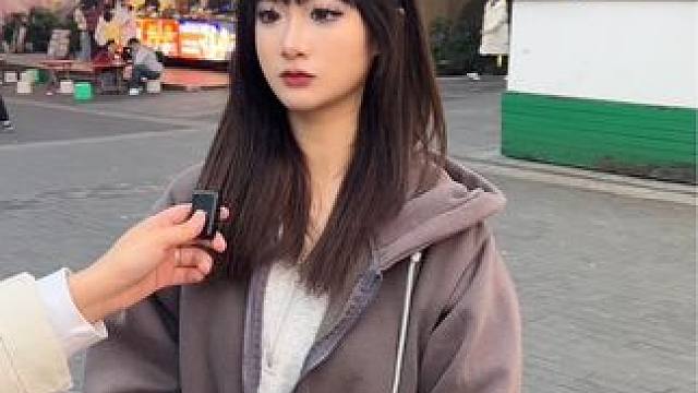 为什么原生家庭的人更难谈恋爱#街头采访