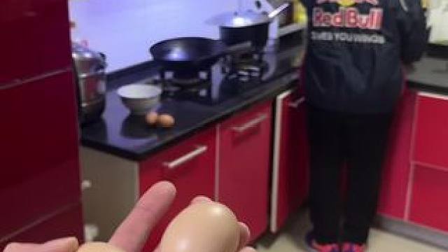 整蛊一下老妈看看