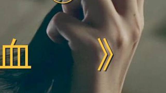 女孩摔跤后竟生出一只手  #我的观影报告 #惊悚悬疑