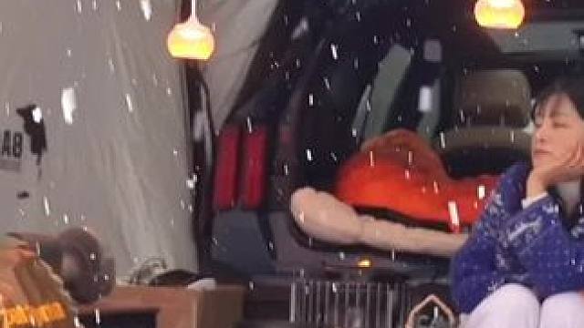 一人驾车在雪地里沉浸式露营！#户外露营 #户外 #户外用品 #露营⛺ #解压