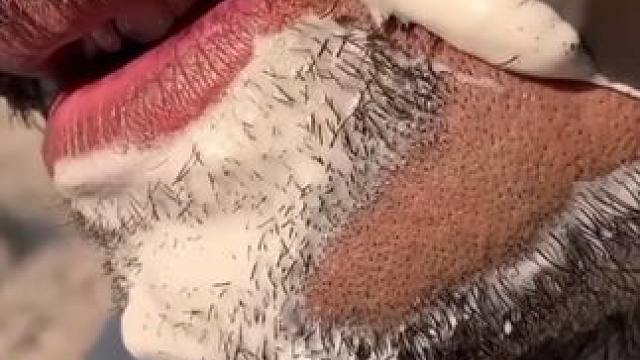 小时候就是这么剃头刮胡子的