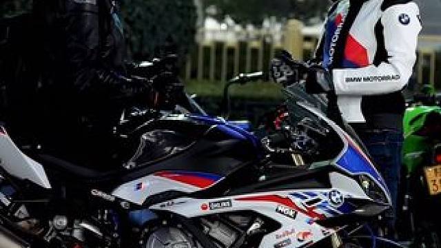 中大机车街拍21#机车摄影 #西安机车街拍 #摩托日记 #宝马s1000rr #中大国际