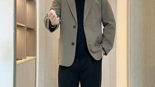 胖子冻死也要买的禁欲系毛呢西服，去当伴郎这样穿，伴娘倒贴都要嫁给你 #微胖穿搭  #轻熟穿搭  #毛