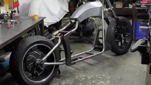 等我有闲了，我也一定要做一两属于自己的摩托车 #机车 #爱机车爱生活 #牛人自制