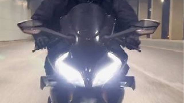 歌会走掉，但哥不会走掉
#机车 #运镜 #转场