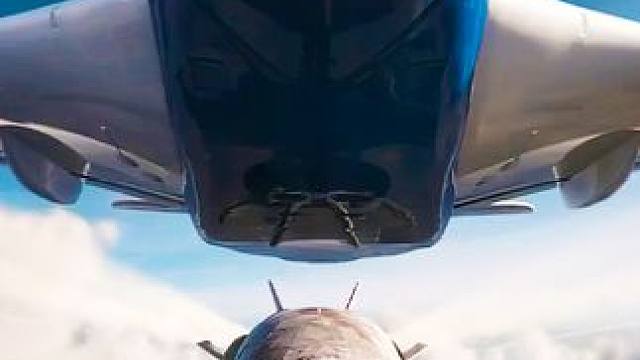 2024最新犯罪爽片《偷破天际线》，9000米高空，盗窃5吨黄金！ #动作电影 #犯罪悬疑 #影评 