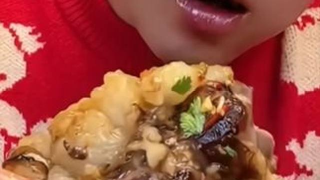 来一个牛腰子。#做菜我是认真的努力做好每一道菜 #吃货的世界唯有美食不可辜负 #深夜放毒系列之让你饿