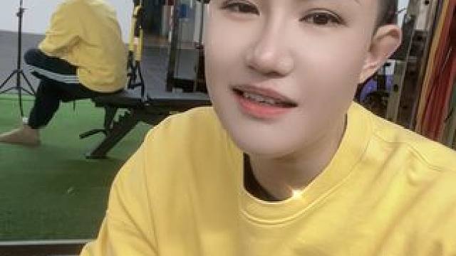 拍了几十遍比撸铁难