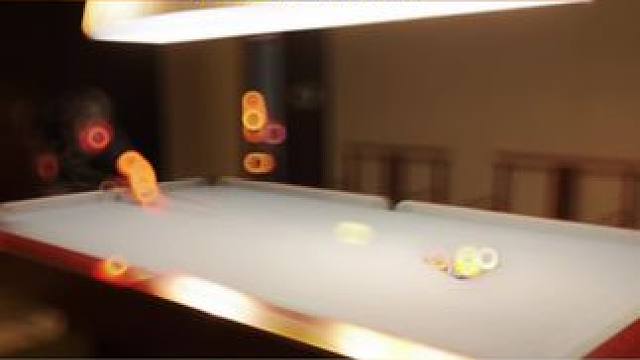 初见他时是大唐官府的剑侠客，后来他是逍遥生，杀破狼，虎头怪，羽灵神，神天兵，漠少君，越星河…但我最爱