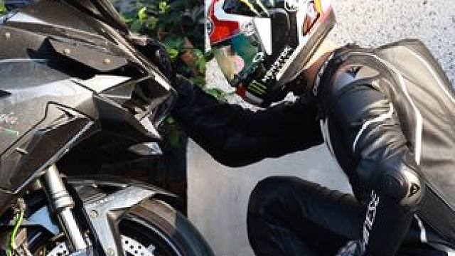 冬日休闲骑
#安全拍摄路段请勿模仿 #带着insta360去骑车 #兜兜风 #风景都在路上 #休闲骑