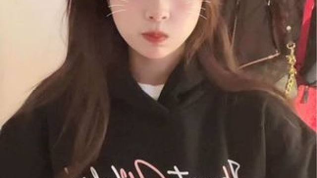 学习太辛苦该长点头发了#女大学生 #反差 #甜甜的手势舞