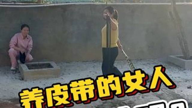 养皮带的女人，这么虎的吗？#鳄鱼 #鳄珍 #鳄鱼与牙签鸟皮带