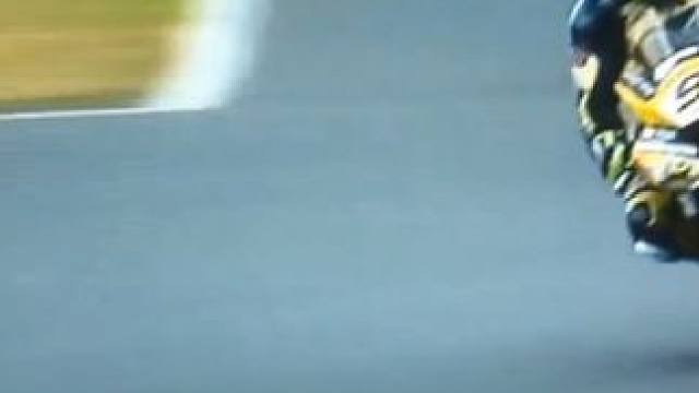 极速高达200km/h弯道缠斗，战车瞬间爆缸依然坚持到底，战车秒变烈火战车！#专业动作请勿模仿 #摩