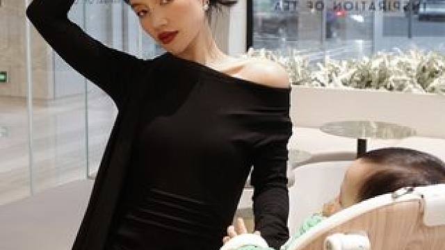 说实话没哪个妈妈是不辛苦的，而我的精致也是从繁琐的生活里找到了意义 。#精致宝妈的日常#辣妈#柏瑞美