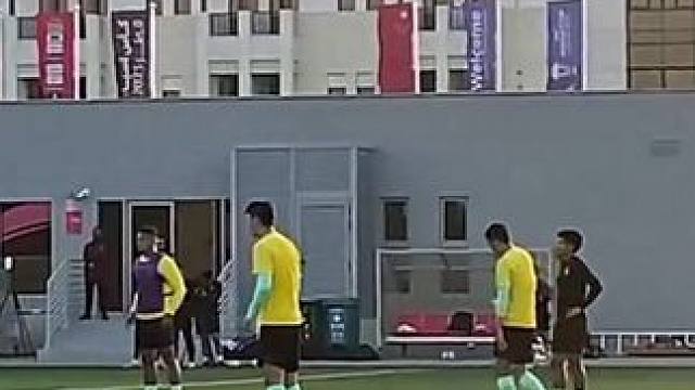 韦世豪又没有参加合训！估计今晚还是进不了大名单！#dou来亚洲杯 #国足迎战黎巴嫩前瞻 #亚洲杯 #