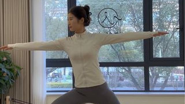 打败焦虑最好的武器就是让自己动起来～
享受运动带来的轻松愉悦，更享受积极向上的生活状态#运动 #运动