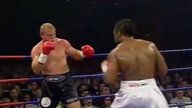 来自拳王刘易斯的三连击，落点清晰极其精准！#拳击 #拳王 #kotv #刘易斯