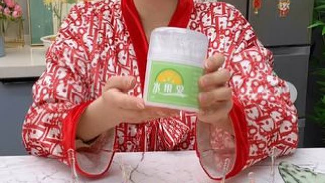 这种一次性水果叉方便又实用，个位数到手200支，快囤起来吧!#水果叉 #家家必备#一次性水果叉