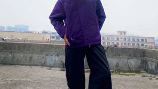 冲锋衣是男人最好的医美！少看网上那些冲锋衣帅哥 可能混进去了一个我爹这样的50多岁的中年男人#男生一