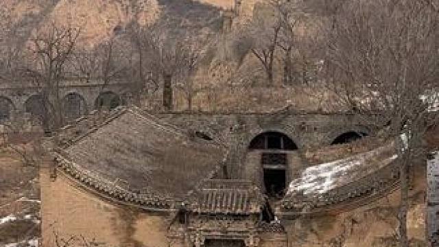 大山深处一座精致的元宝院，即使是土胚➕砖瓦结构，依然矗立数百年，不枉我跨越上千公里来看它。#无人村 