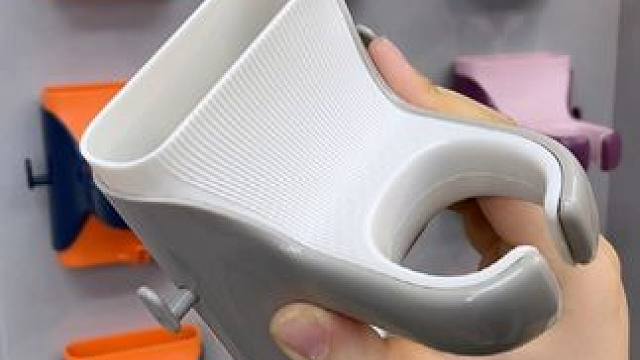 家里的吹风机总是没地方放，就入手了这个吹风机架，这下终于可以解放双手啦！#吹风机架 #好物推荐