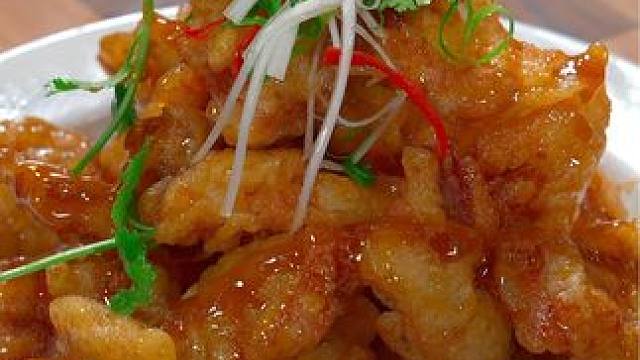 最近热门菜品锅包肉，甜酸酥脆，学会在年夜饭上露一手#锅包肉#年夜饭