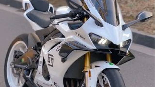 拉爆我，或者被我拉爆#凯越450rr #机车