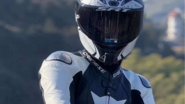 能打动我这个年纪的，只有尖叫和声浪了#风和自由 #骑行vlog #宝马s1000rr