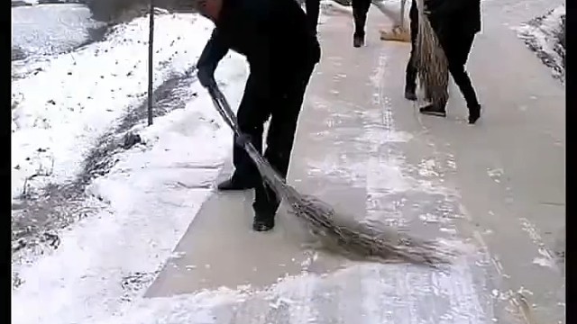 好暧心哦！孩子们回家路上就安全了